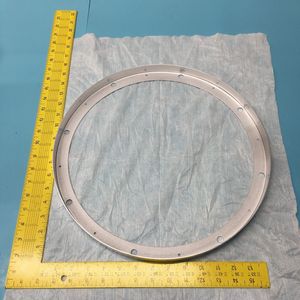 AMAT 0020-23586 Placa Adaptadora Shield, Endura, 8" - Equipo y Piezas de Semiconductores de Confianza de Tradicción Global - Product Image 1