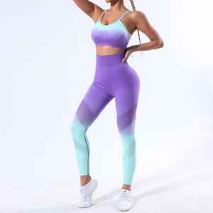 Ensemble de yoga pour femmes de haute qualité fabriqué au Pakistan, best-seller, vente chaude, ensemble de yoga pour femmes au design unique - Product Image 2