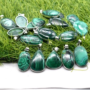 Collares con Colgante de Malaquita Plateada, Piedra Verde Natural de Forma Ovalada, Estilo Vintage, Joyería Unisex para Uso Diario - Product Image 4