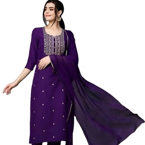 Collection 2024, robe de mariée élégante en soie banarasi et modal, de style ethnique, nouvelle conception, de bonne qualité, pour femmes, tendance Bollywood. - Product Image 1