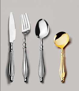 Ensemble de couverts élégants polis miroir avec cuillères, couteaux et fourchettes dorés et argentés, compatibles lave-vaisselle, en métal, pour les dîners de mariage - Product Image 1