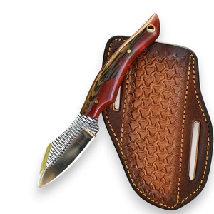 มีด EDC ใบมีดเหล็กแบบ Fixed Blade พร้อมปลอกหนังทรง Pancake ด้ามไม้ Wenge และเรซิ่น - มีดสำหรับล่าสัตว์และตั้งแคมป์แบบ Full Tang - Product Image 1