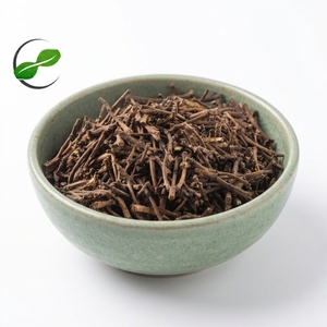 Meilleure Vente Clou de Girofle Frais d'Indonésie, Origine Sulawesi, Haute Teneur en Huile, Épice Aromatique, Fournisseur B2B en Vrac, Emballage en Sacs PP Bruts - Product Image 1
