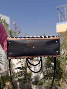 Nouveau sac de voyage en cuir artisanal de créateur, multi-usages, motif damier, sac fait main, sac de voyage unisexe, grand sac à main - Product Image 5