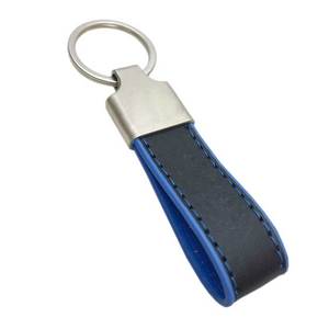 Porte-clés minimaliste en cuir véritable avec boucle octogonale géométrique en gris, brun, vert pour le rangement des clés de voiture - Product Image 5