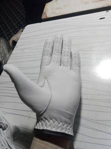 Custom Brand <b>White</b> Full Finger Golf Glove Genuine Leather Breathable Right Hand Unisex Sports Use Hook Loop Closure Model - Product Image 1