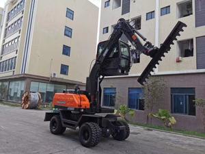 Compact Used 3000kg Tracked Excavator with Enclosed Glass Operator Cabin and Front Blade for Precision Earthmoving - Product Image 6