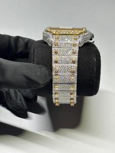 Reloj de Diamantes de Primera Calidad con Esfera Redonda y Números Romanos para Bodas y Fiestas, Reloj de Cuarzo para Hombre Disponible a un Precio Accesible - Product Image 3