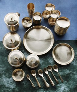 Juego de Vajilla Clásico de 84 Piezas de Bronce (Kansa), Ecológico, Ligero y Duradero - Product Image 3