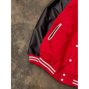 Chaqueta Universitaria Roja y Negra con Gráfico de Átomo y Logotipo Personalizado - Product Image 4