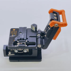 High-precision Cable Cutting Knife Cleaver with <b>LED</b> <b>Light</b> DY-7 FTTH Optic Fiber Cleaver OEM Brand DC 5V <b>Powered</b> - Product Image 3