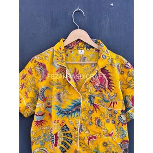 Ensemble chemise et short en coton imprimé Paisley jaune pour femmes, tenue d'été décontractée, coupe régulière, col rabattu - Product Image 5
