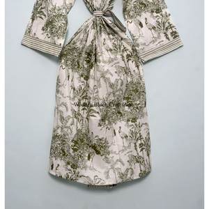 Vestido Kimono de Algodón Más Vendido, Estilo Casual Floral para Playa, Diseño Ecológico Sin Botones, Lavable, Fabricante y Exportador Indio - Product Image 6