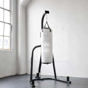 Sacs de frappe sportifs en cuir haute performance avec revêtement extérieur robuste, rembourrage dense, surface lisse, conception robuste, en vente - Product Image 5