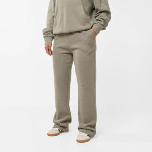 Ensemble de survêtement de luxe pour femme : sweat à capuche oversize et pantalon large en mélange de coton, décontracté, délavé à l'acide, couleur unie, 2 pièces - Product Image 3