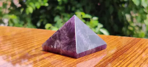 Pirámide de Cristal de Amatista Natural Tallada, Piedra Curativa de Forma Irregular para Meditación, Decoración del Hogar, Regalo - Product Image 1