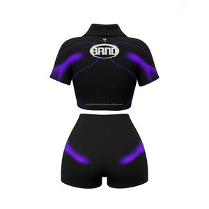 Ensemble 2 pièces de survêtement streetwear rose décontracté de haute qualité pour femme : sweat à capuche court zippé et short à épaules tombantes avec col montant - Product Image 6