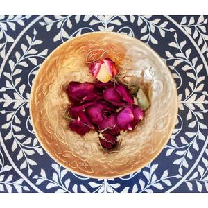 Tazón de servir de latón grabado, muy vendido, que ofrece belleza y durabilidad que perdura por generaciones. - Product Image 5