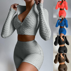 Ensemble de yoga froncé 2 pièces, col en V profond, manches longues, short taille haute, fermeture éclair, sans couture, en Spandex et Polyester, extensible dans les quatre sens - Product Image 6