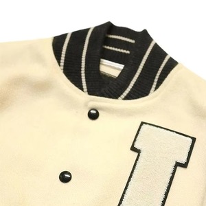 Chaqueta Universitaria de Béisbol Personalizada de Primera Calidad, Mezcla de Lana, Chaqueta Varsity Bordada para Hombre, Fabricante OEM ODM de Marca Privada - Product Image 2
