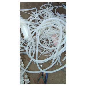 Residuos de caucho de silicona clasificados, lavados y listos para procesar para reciclaje industrial y plantas de fabricación - Product Image 2