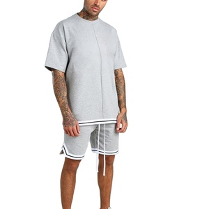 Camiseta extragrande de verano personalizada y pantalones cortos con estampado Dtg de hilo largo, camiseta de pantalones cortos personalizados para hombre - Product Image 1