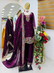 Ensemble Salwar Kameez brodé violet pour femmes, tenue traditionnelle indienne pakistanaise avec dupatta pour mariage et fête - Product Image 1