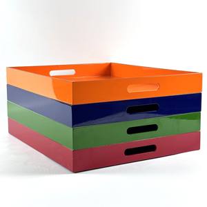 ถาดแลคเกอร์ MDF ทรงสี่เหลี่ยมผืนผ้ามันวาวพร้อมที่จับถาดเสิร์ฟทำมือสำหรับตกแต่งบ้านและบนโต๊ะอาหาร - Product Image 5