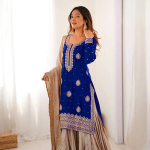 Ensemble élégant et festif Kurta Sharara en soie Chinon avec dupatta - Product Image 1