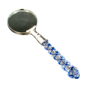 Loupe en métal de taille et de forme personnalisées, finition chromée avec poignée en acrylique - Product Image 6