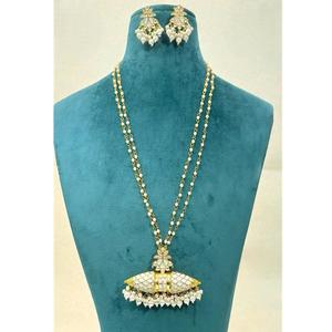 Elegante Juego de Collar y Aretes de Moissanita Chapados en Oro de Latón de Alta Calidad para Mujer, Regalo de Aniversario, para Bodas y Fiestas - Product Image 1