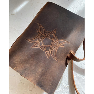 Grimorio de Cuero Personalizado, Libro de Sombras con Pentagrama de Triple Luna, Cuaderno Hecho a Mano - Product Image 2
