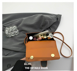 Hot Selling Famous Brand Women's High Quality PU Handbag with Custom Logo Vintage Fashion Style for Autumn and Winter Seasons - Product Image 3