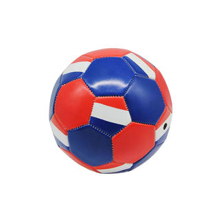 Balón de Fútbol de Alta Calidad, Ligero y Duradero, Tamaño 5 Personalizable 2025, Material de Cuero PVC, Logotipo Personalizado, Cámara de Aire Buty, para Partidos al Aire Libre - Product Image 1
