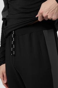 Chaqueta Cortavientos Personalizada con Logotipo, Impermeable, Gruesa, 100% Nailon, Tallas Grandes, Ajuste Sólido, para Hombre, Trajes Deportivos para Exteriores - Product Image 3