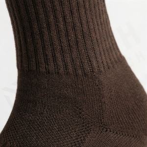 Chaussettes de sport pour hommes, personnalisées OEM, de haute qualité, classiques, épaisses, pour le basketball, couleur personnalisée, respirantes, performance, équipement de sport - Product Image 4