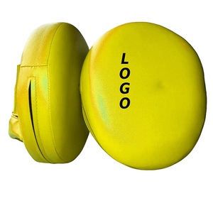 Protège-poignets de boxe personnalisés Focus Boxing Pads MMA Kickboxing, haute densité, impact, prise ergonomique, support de poignet, respirants, en PU - Product Image 2