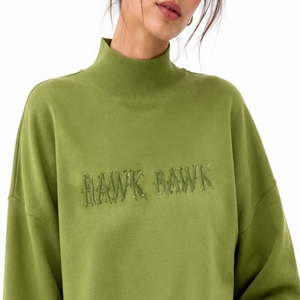 Sweat-shirt à col roulé pour femme personnalisé, en coton molletonné de qualité supérieure, coupe ample, coton doux et chaud, vêtement décontracté pour tous les jours - Product Image 5
