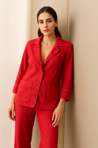 Conjunto de blazer rojo llamativo para mujer en poliéster suave con chaqueta de manga tres cuartos y pantalones a juego en Other Apparel - Product Image 5
