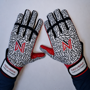 Guantes de Bateo de Béisbol de Cuero de Alta Calidad NOVERA INDUSTRIES con Cierre de Gancho y Bucle, Transpirables, Duraderos, de Secado Rápido, Ideales para Niños - Product Image 1