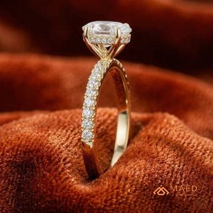Bague de fiançailles ovale en moissanite plaquée or rose, élégante, bijoux de luxe pour femmes, style New York, cadeau de mariage haut de gamme - Product Image 2