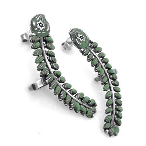 Pendientes de Plata de Ley 925 con Hoja Esmaltada Verde y Diseño de Estrella en Relieve SKU7550, Ideales para Fiestas, Aniversarios y Regalos - Product Image 3