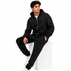 Conjunto de sudadera con capucha y pantalones deportivos de lujo para hombre, con cremallera y pedrería negra, estilo streetwear. - Product Image 6