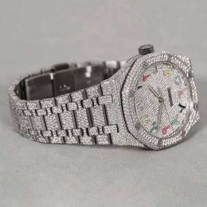 Montre de luxe légère en or rose bicolore entièrement sertie de moissanite et de quartz, style hip-hop, en acier inoxydable, étanche avec verre saphir - Product Image 3