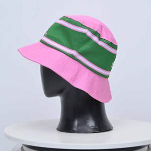 Chapeau Bob Personnalisé de Haute Qualité pour Pêcheur avec Logo Personnalisé et Bande Arc-en-ciel, Protection Solaire Intégrée - Product Image 2