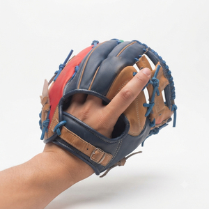 Professional Leather Baseball <b>Glove</b> Right Handed Full Finger Closed Web Adjustable Wrist Strap All Seasons Baseball <b>Gloves</b> - Product Image 6