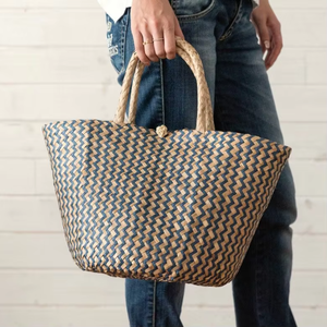 Sac à main en jonc de mer tendance pour l'été avec fermeture éclair – Produit phare pour les vacances à la plage – Fabriqué au Vietnam – Sac de voyage et de plage écologique - Product Image 1