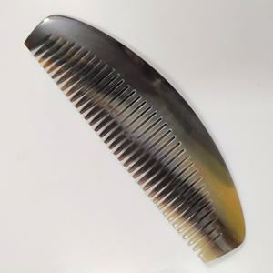Peigne étroit en corne de buffle Couleur naturelle Massage barbe Peignes multi-usages Facile à utiliser Prix d'usine pour cheveux Style Saloon - Product Image 2