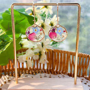 Boucles d'oreilles en résine, bijoux personnalisables pour femme, boucles d'oreilles tendance en résine époxy - Product Image 3