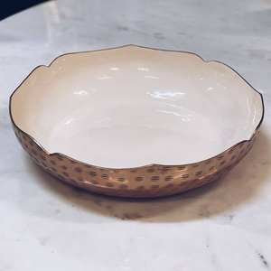 Tazón de Cerámica Japonesa de Lujo con Borde Único y Forma Redonda Martillada a Precio de Mayoreo - Product Image 4